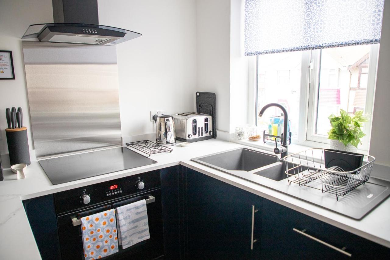 Wave Stays - First Floor Apartment Cleveleys Exterior photo